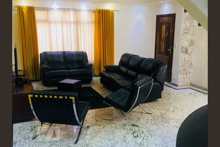 Casa à venda com 470m², 4 quartos e 7 vagasSala 1