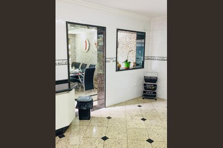 Casa à venda com 470m², 4 quartos e 7 vagasCozinha