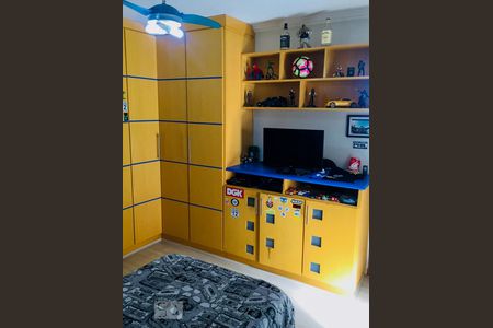 Casa à venda com 470m², 4 quartos e 7 vagasQuarto Suíte 3