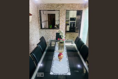 Casa à venda com 470m², 4 quartos e 7 vagasSala de Jantar