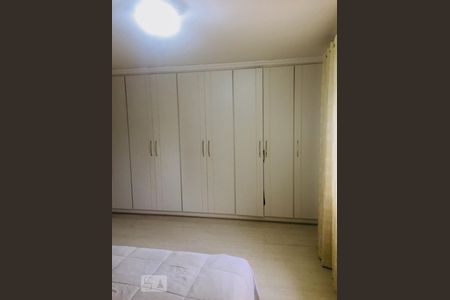 Quarto Suíte 1 de casa à venda com 4 quartos, 470m² em Vila Carrão, São Paulo