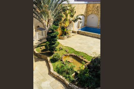 Casa à venda com 470m², 4 quartos e 7 vagasLago