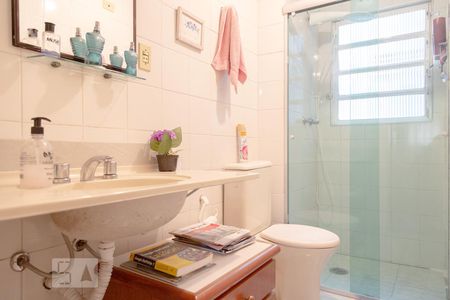 Apartamento para alugar com 108m², 3 quartos e 1 vagaBanheiro da Suíte