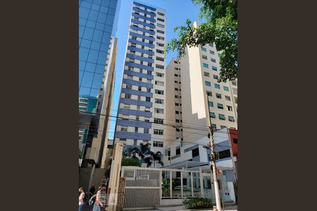 Apartamento para alugar com 108m², 3 quartos e 1 vagaFachada