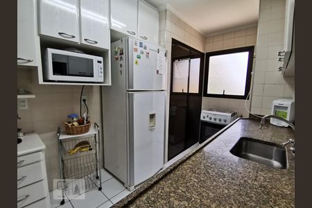 Cozinha de apartamento à venda com 3 quartos, 82m² em Jardim Colombo, São Paulo