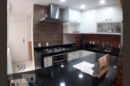 Apartamento para alugar com 107m², 3 quartos e 1 vagaCozinha