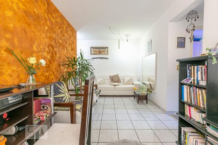 Apartamento à venda com 57m², 2 quartos e 1 vagaSala