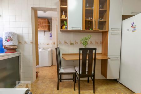 Apartamento à venda com 57m², 2 quartos e 1 vagaCozinha