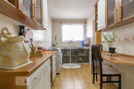 Apartamento à venda com 57m², 2 quartos e 1 vagaCozinha