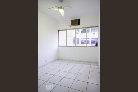 Sala de apartamento para alugar com 2 quartos, 62m² em Tijuca, Rio de Janeiro