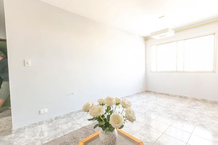 Apartamento para alugar com 75m², 3 quartos e 1 vagaSala