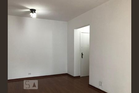 Sala de apartamento para alugar com 2 quartos, 85m² em Tijuca, Rio de Janeiro