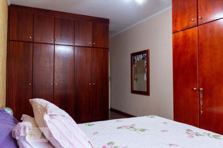Suíte de casa à venda com 3 quartos, 200m² em Vila Vera, São Paulo