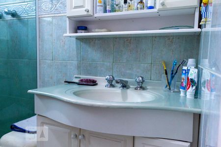 Banheiro da suíte de casa à venda com 3 quartos, 200m² em Vila Vera, São Paulo