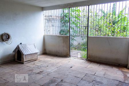 Casa à venda com 200m², 3 quartos e 4 vagasÁrea Externa