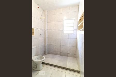 Banheiro de casa para alugar com 1 quarto, 50m² em Curicica, Rio de Janeiro