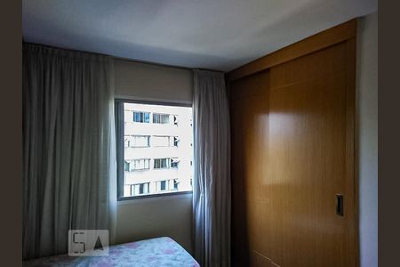Quarto 1 de apartamento à venda com 3 quartos, 107m² em Vila Olímpia, São Paulo