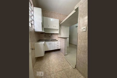Apartamento à venda com 70m², 1 quarto e sem vaga Apartamento à venda com 70m², 1 quarto e sem vagaCozinha