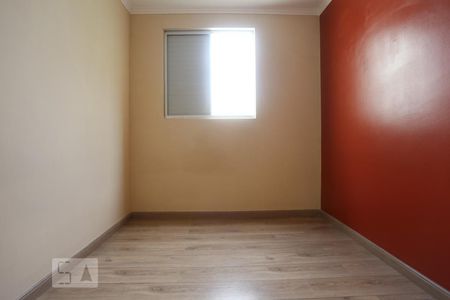 Quarto 2 de apartamento à venda com 2 quartos, 42m² em Vila Yolanda, Osasco