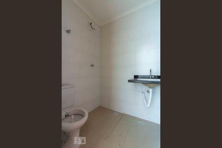 Banheiro de apartamento à venda com 2 quartos, 40m² em Parque Boturussu, São Paulo