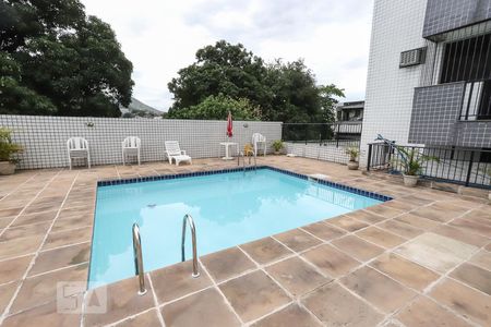 Apartamento à venda com 78m², 2 quartos e 1 vagaÁrea comum - Piscina