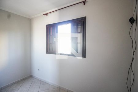 Casa à venda com 120m², 3 quartos e 2 vagas Casa à venda com 120m², 3 quartos e 2 vagasQuarto 2Quarto 2
