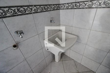 Casa à venda com 120m², 3 quartos e 2 vagas Casa à venda com 120m², 3 quartos e 2 vagasÁrea de serviço