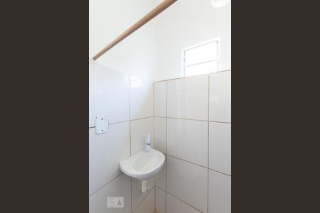 Banheiro de kitnet/studio para alugar com 1 quarto, 30m² em Fonseca, Niterói