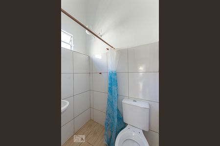 Banheiro de kitnet/studio para alugar com 1 quarto, 30m² em Fonseca, Niterói