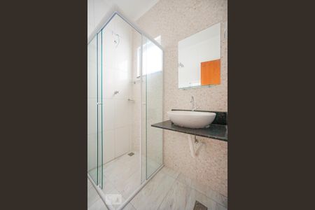 Banheiro de apartamento para alugar com 1 quarto, 35m² em Chácara Mafalda, São Paulo