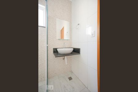 Banheiro de apartamento para alugar com 1 quarto, 35m² em Chácara Mafalda, São Paulo