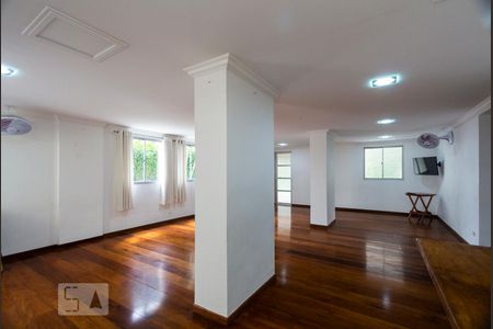 Apartamento à venda com 56m², 2 quartos e 1 vagaSalão de Festas