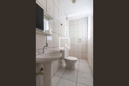 Banheiro de casa para alugar com 1 quarto, 45m² em Vila Taquari, São Paulo