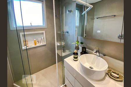 Apartamento à venda com 236m², 4 quartos e sem vagaBanheiro da Suíte 2