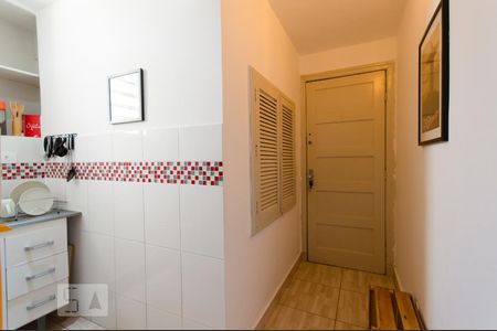 Apartamento à venda com 32m², 1 quarto e sem vaga Apartamento à venda com 32m², 1 quarto e sem vagaHall de Entrada