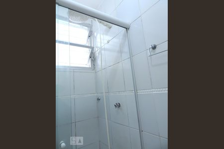 Apartamento para alugar com 65m², 3 quartos e 1 vagaBanheiro - Box