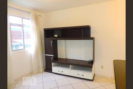 Sala de apartamento para alugar com 3 quartos, 65m² em Trindade, Florianópolis