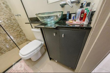 Apartamento à venda com 91m², 2 quartos e sem vagaBanheiro - Piso Inferior