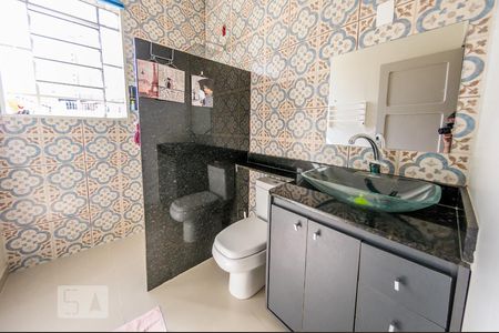 Apartamento à venda com 91m², 2 quartos e sem vagaBanheiro - Piso Superior