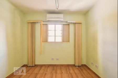 Casa à venda com 150m², 4 quartos e 1 vagaQuarto 01