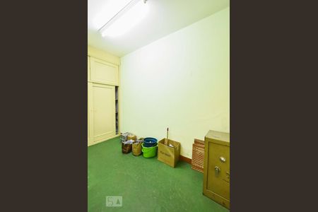 Casa à venda com 150m², 4 quartos e 1 vagaQuarto de Serviços