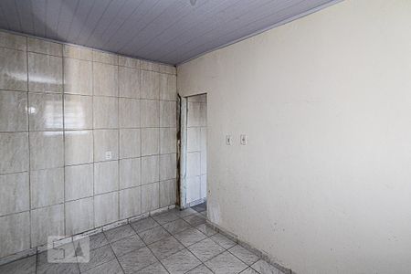 Cozinha 2 de casa à venda com 2 quartos, 805m² em Vila Invernada, São Paulo
