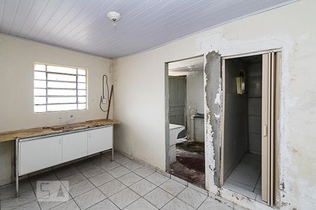 Cozinha 2 de casa à venda com 2 quartos, 805m² em Vila Invernada, São Paulo