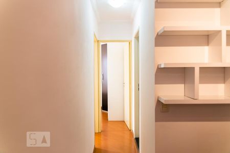 Corredor de apartamento para alugar com 2 quartos, 50m² em Ipiranga, São Paulo