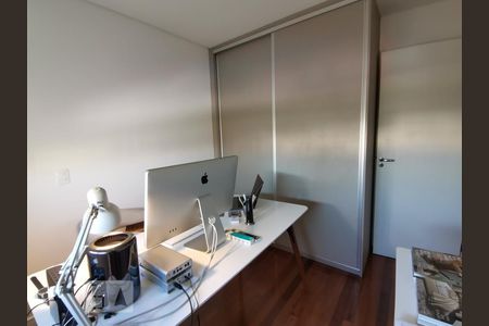 Apartamento à venda com 93m², 2 quartos e 2 vagasQuarto