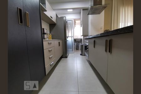 Apartamento à venda com 93m², 2 quartos e 2 vagasCozinha