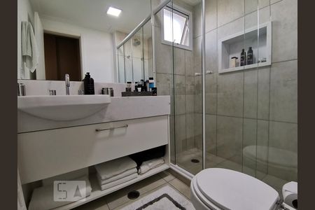 Apartamento à venda com 93m², 2 quartos e 2 vagasBanheiro