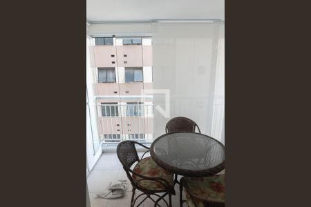 Studio para alugar com 34m², 1 quarto e 1 vaga Studio para alugar com 34m², 1 quarto e 1 vagaSacada
