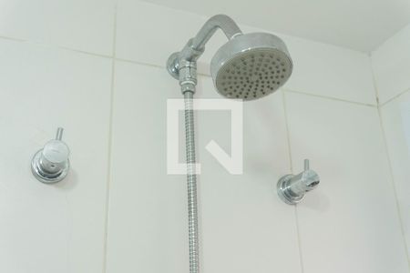 Banheiro de kitnet/studio para alugar com 1 quarto, 34m² em Bela Vista, São Paulo