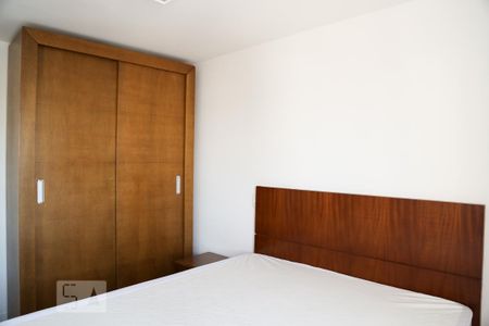 Quarto 1 de apartamento à venda com 2 quartos, 60m² em Vila Santa Catarina, São Paulo